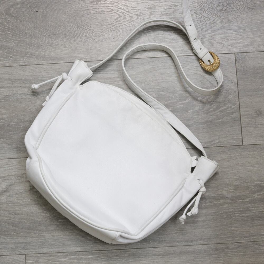 SUSAN GAIL Purse Pristine White Leather Shoulder Bag Gold Tone Textued Buckle